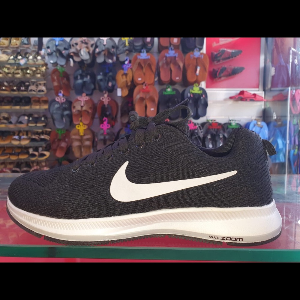 Nike zoom shoe